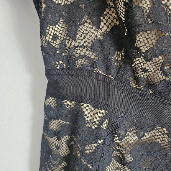 Vintage Black Lace Moda International Dress With 100% Silk Lining - Picture 4 of 10